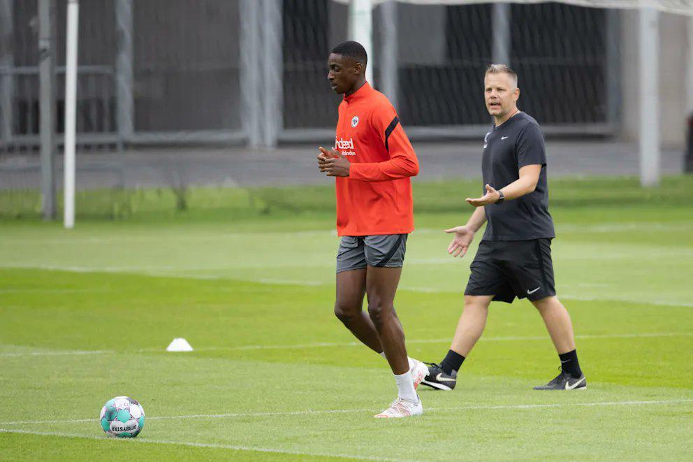 kaiyun应用-图片报：拜仁任命法鹰康复教练索默，负责俱乐部该部门重组