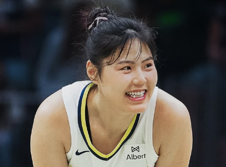 开云平台入口-WNBA:李月汝仅4分钟3+1 飞翼险胜狂热揭幕战均破百历史首次